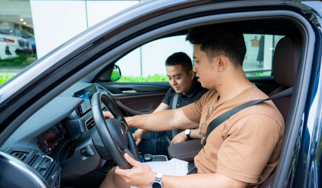 Thuê Xe Tự Lái TPHCM: Top 10 Địa Chỉ Uy Tín Với Giá Chỉ Từ 400k/Ngày