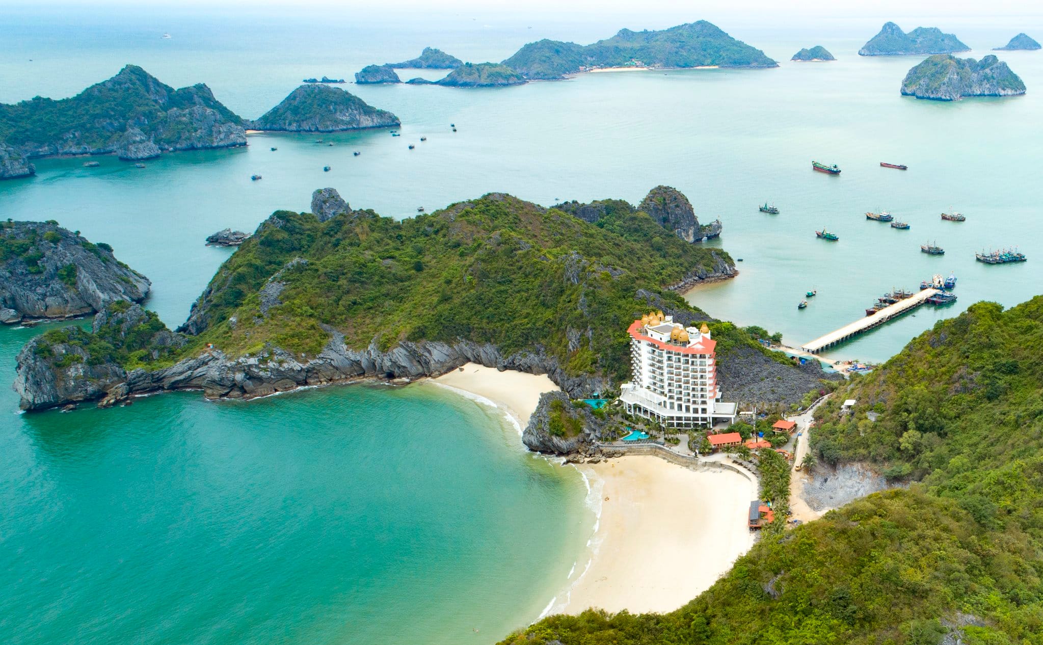Đảo Cát Bà Là Ở Đâu? Có Gì Chơi? Trọn Bộ Kinh Nghiệm Du Lịch Tự Túc 2026