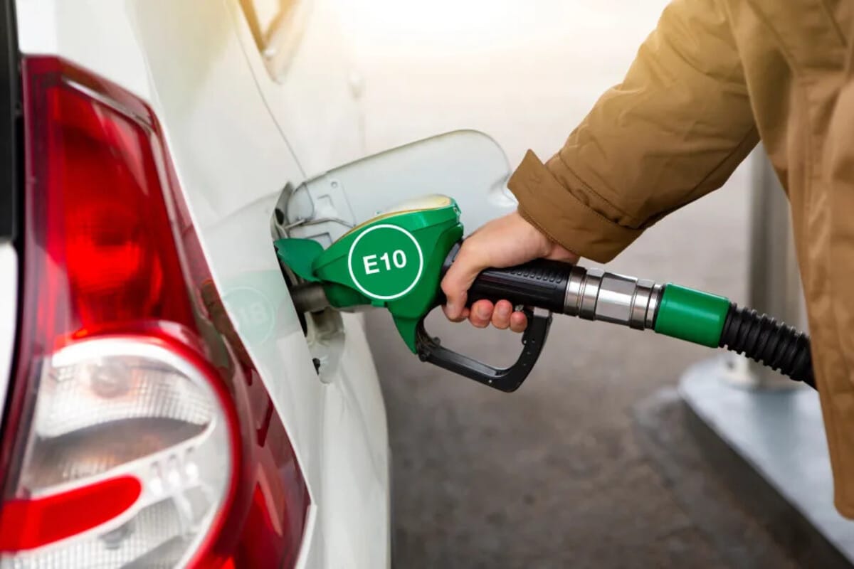 Cách Nhận Biết Xe Có Dùng Được Xăng E10 Hay Không?