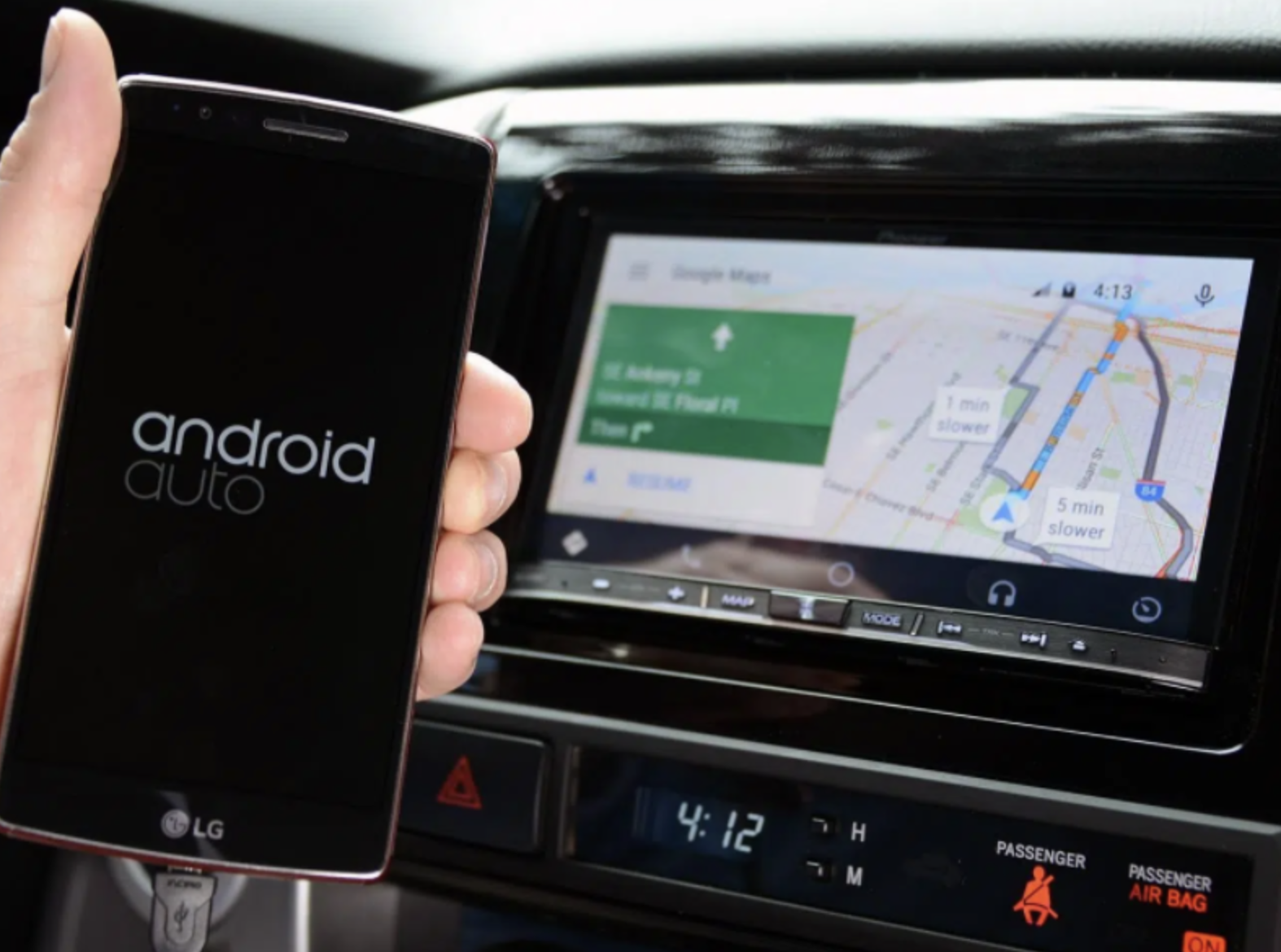 Cách Kết Nối Apple CarPlay/Android Auto Nhanh Chóng Trên Xe Ô Tô